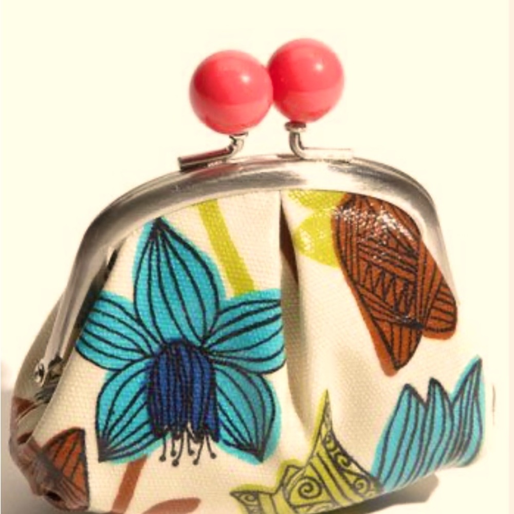 Fossil Key Per Floral Canvas Change Purse
